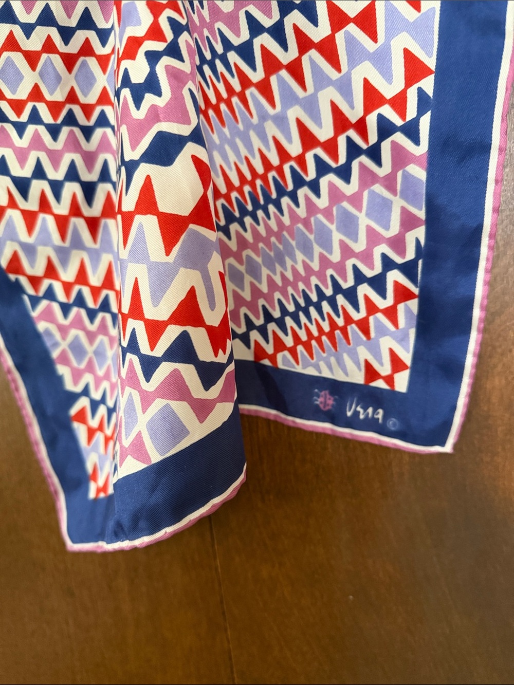 Vera Neumann Vintage scarf Hand rolled edges Blue Red White Purple - Picture 2 of 7